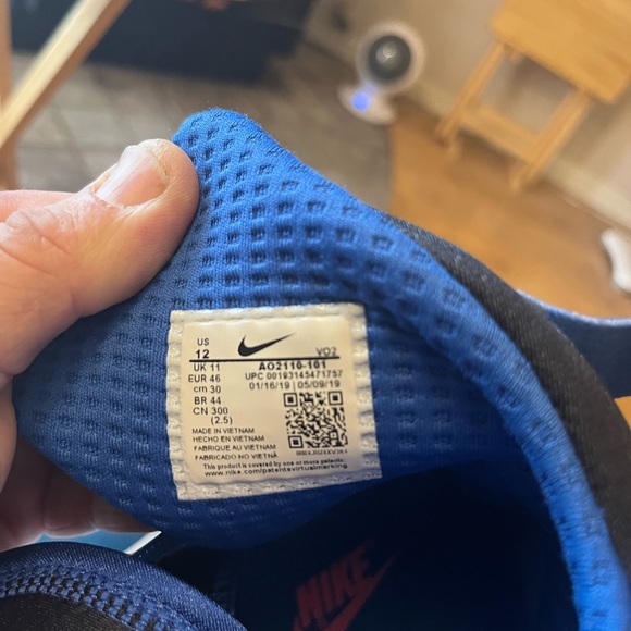 AIR MAX 720 SATURN 9/10 size 12 - Picture 8 of 9